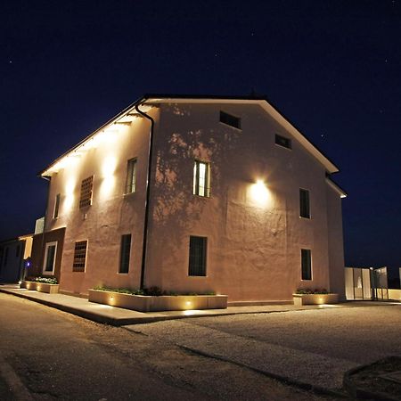 La Collina Del Girasole Villa Montecastrilli Exterior photo