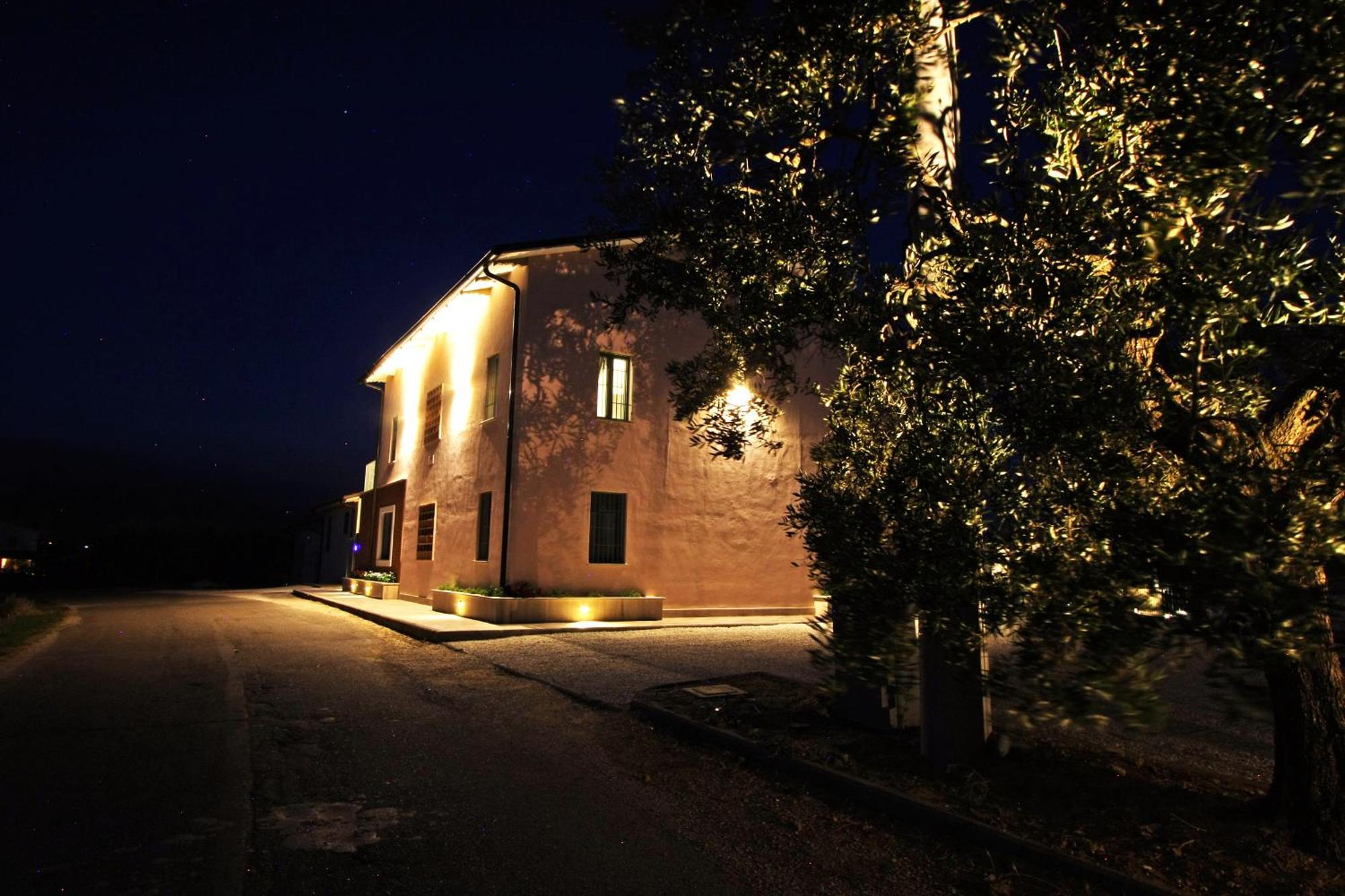 La Collina Del Girasole Villa Montecastrilli Exterior photo