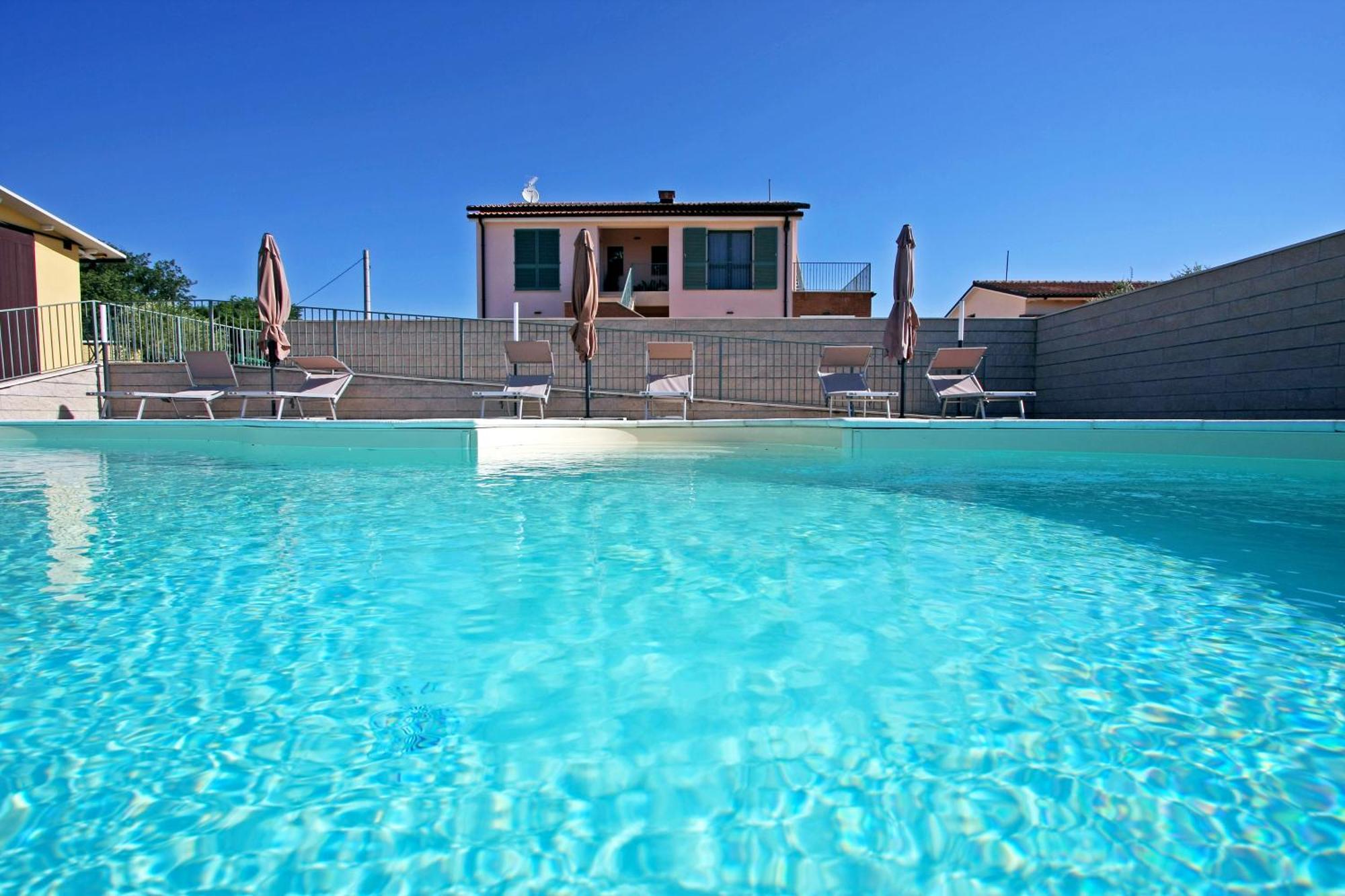 La Collina Del Girasole Villa Montecastrilli Exterior photo